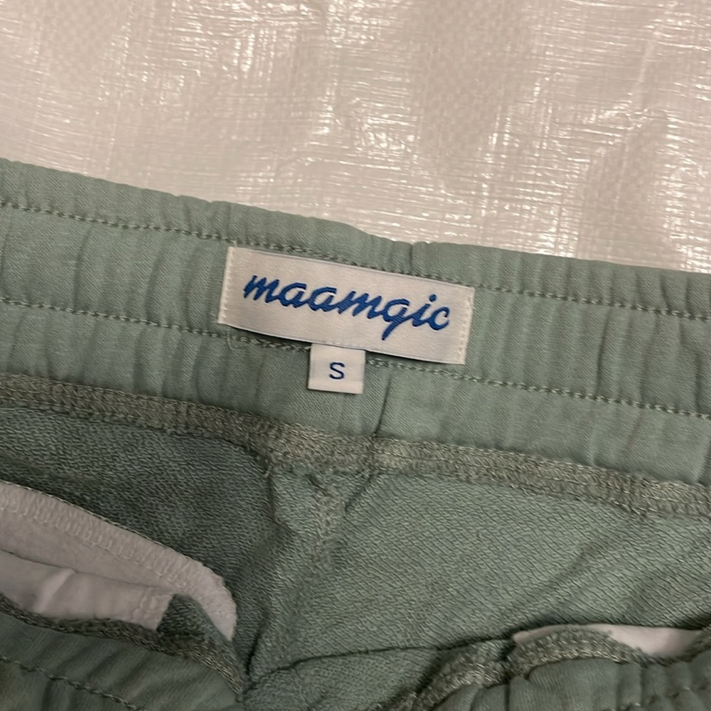 Sweatshorts Small - Picture 2 of 3